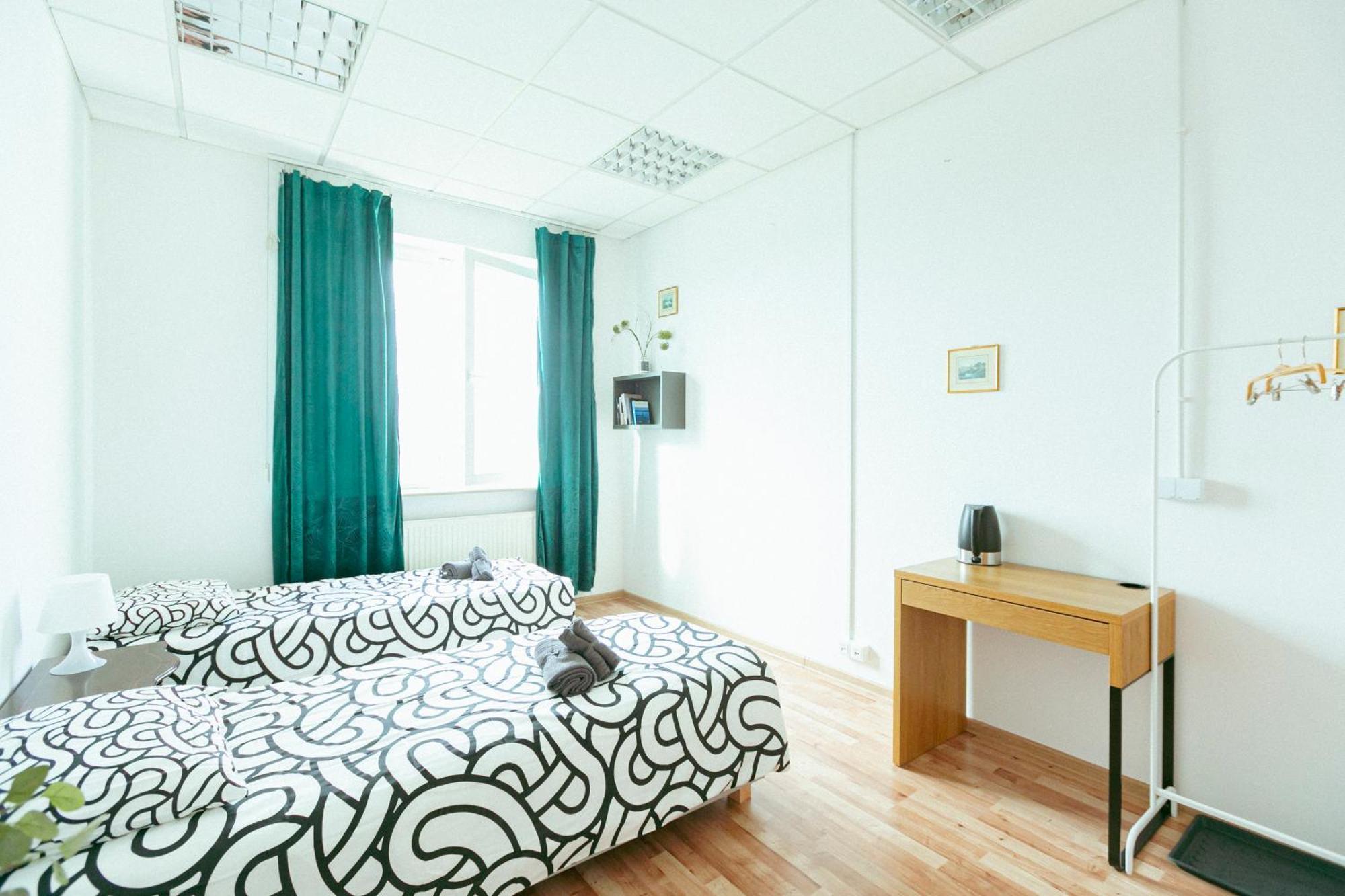 Hostel Metro Kabaty Varšava Exteriér fotografie